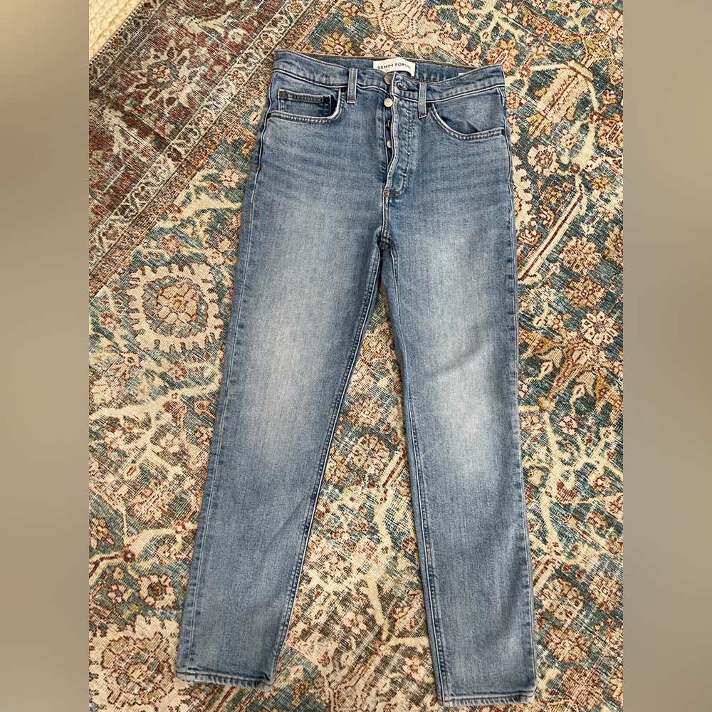 Aritzia The Denim Forum the Yoko Hugh Rise Slim Size 27 NWOT